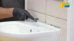 Премахване на мухлясал силикон от мивка